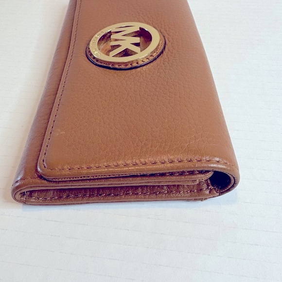 Michael Kors Tan Wallet - Picture 4 of 7